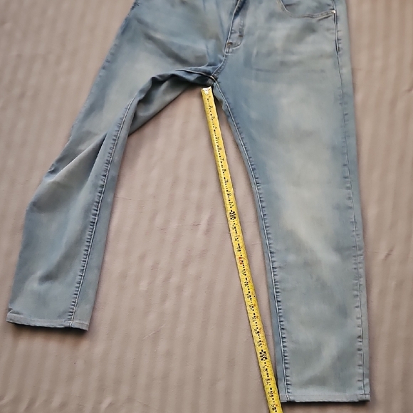 Blue Jeans - Picture 7 of 7